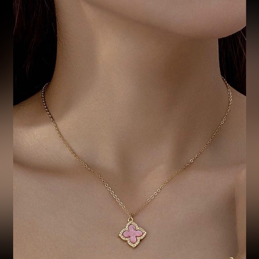 : ✨ Dainty Pink & Gold Clover Necklace ✨
